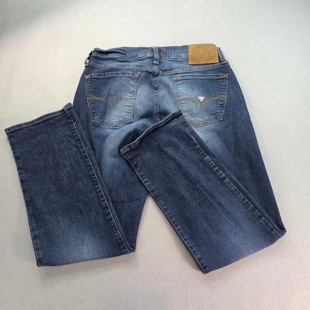 GUESS Lincoln Slim Straight Jeans Men 31x30 Blue Medium Wash Denim Y2K